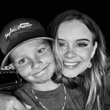 Aubrey Scott and Caden Lallemand's Wedding Website