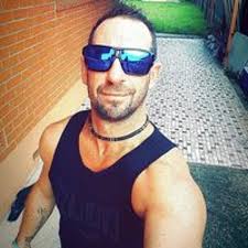 Stream Wade Rowe music