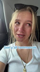 Addie Andrew's Instagram, Twitter & Facebook