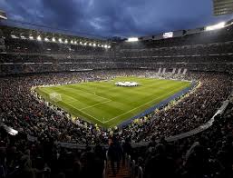 Panoramic viewpoint of the interior of the stadium. Champions League Night At Estadio Santiago Bernabeu Real Madrid Real Madrid Estadio Santiago Bernabeu Madrid