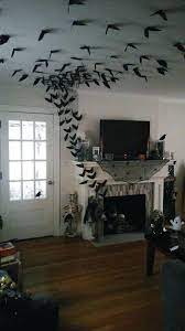 30 Scary Halloween Decorations Diy Ideas For Indoor And Outdoor Halloween Decorations Diy Id Halloween Party Diy Halloween Party Decor Diy Halloween Mantel