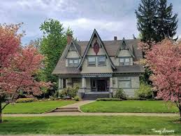 336 S Palouse St Walla Walla Wa 99362 Mls 118429 Zillow Real Estate Zillow Estates