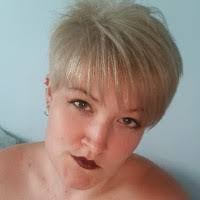 Tara Cory's Instagram, Twitter & Facebook