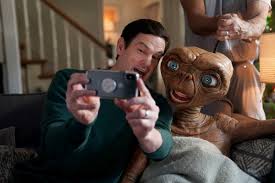 Both a classic movie for kids and a remarkable portrait of childhood, e.t. Sky Reunites Elliot And E T For A Nostalgic Sky Christmas Ad Heyuguys
