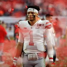 Chicago bears rookie quarterback justin fields looked like the real deal in his nfl debut. Low Rating Of Bears Justin Fields Isn T Popular But Is It Wrong Chicago Sun Times