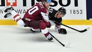 Check spelling or type a new query. Eishockey Deg Holt Sturmer Bukarts Vertrag Mit Henrion Aufgelost Ran