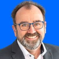 Michael Hirth's Instagram, Twitter & Facebook