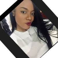 Marina Murray's Instagram, Twitter & Facebook