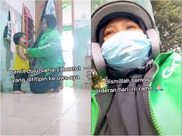 Maybe you would like to learn more about one of these? Viral Satu Keluarga Jadi Driver Ojek Online Demi Sambung Hidup Bikin Netizen Salut Indozone Id