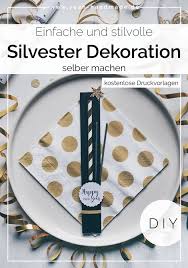 Wie sie die schöne tischdeko selber machen können, erfahren sie mit dieser anleitung können sie die glücksbringer in form von kerzen selber machen. Diy Silvester Deko Yeah Handmade Silvester Deko Selber Machen Silvester Dekoration Silvester Deko Einfach