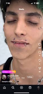 Spsssst .. any piercers in here close to lake wood that can do this for me 