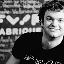 La famille @flipfabrique tiens à souhaiter un gros « Bonne fête » à Bruno  Gagnon, membre fondateur