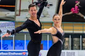 Enjoy the videos and music you love, upload original content, and share it all with friends, family, and the world on youtube. Jorik En Loena Hendrickx Leiden Op Challenge Cup Kunstschaat Brussel Het Belang Van Limburg
