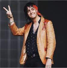 Bask In The Light Of My Phone Screen Glow Julian Casablancas The Strokes Julian