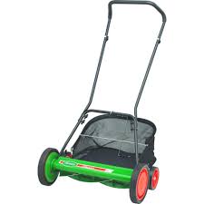 Yet just like their rotary blade cousins, the blades on a real mower can dull, or need a basic adjustment. Scotts 20 In Manual Walk Behind Reel Mower With Grass Catcher 2010 20sg The Home Depot