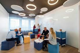 Creating An Office That Reflects A Warm Collaborative And Innovative Culture Will Influence Recruitment And Retention Ef Office Design Workplace Design Design