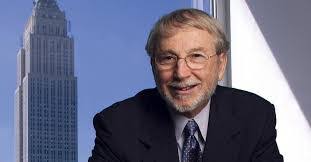 Evelyn Schilling's Instagram, Twitter & Facebook