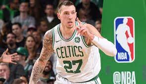 Basketball profil und statistiken von nba spielern. Lob Fur Daniel Theis Bei Den Boston Celtics Ein Sehr Zuverlassiger Spieler