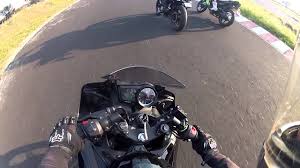 Ingosha 13 июля 2020, 06:15:18. Pulsar 200ns Vs Yamaha R15 Hd Youtube