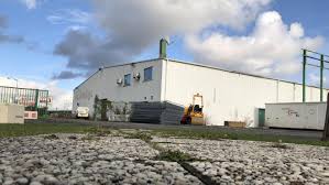 Cette page pro veut promouvoir mr.bricolage en martinique, et informer des news du métier Intersport S Installe Dans Les Anciens Locaux De Mr Bricolage A Fayet