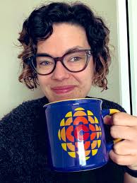 Linds (she/her) (@yklindsay)