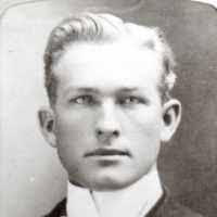 Leland Jorgensen's Instagram, Twitter & Facebook