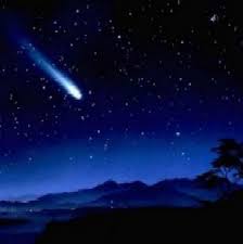 A estrela cadente simboliza iluminação, realização, nascimento ou renascimento, mudança, e sorte. Estrela Cadente Estrelas Cadentes Onde Jesus Nasceu Ceu Noturno