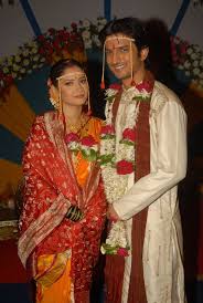 Pavitra Rishta 11 Indian Celebrities Marathi Bride Bollywood Fashion