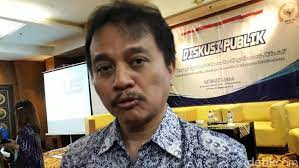 Roy suryo lah, masa pada nggak ngerti, kata @mrs.sidarta di kolom komentar. Roy Suryo Konsultasi Ke Polda Metro Soal Tudingan Eks Menteri Rs Nyerempet