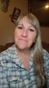 Stephanie Waddell's Instagram, Twitter & Facebook