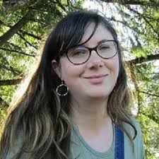 Jen Chambers's Instagram, Twitter & Facebook