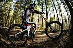 Santa cruz bicycles is dedicated to making the world's best mountain bikes. Santa Cruz V10cc Test Dirt