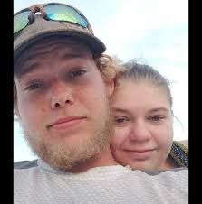 Are there opportunities for surf fishing in the Florida Keys during New  Year's week and can a charter boat be split?