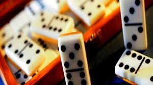 What you should know about Playing Dominoes Online | The Comeback