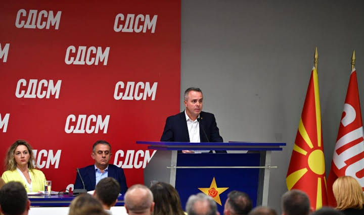 Горан Герасимовски е избран за нов потпретседател на партијата, AI generated