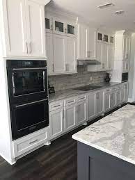 Green Kitchen Cabinets Giving Advance Look Modern Traditional Kitchen Themes Best Of Black Stainle White Modern Kitchen White Kitchen Design Kitchen Renovation
