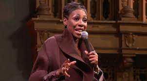 24 Best Black Stand Up Comedians With Netflix Comedy Specials That Sister