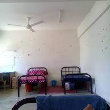 Politeknik tuanku syed sirajuddin (ptss) telah beroperasi di kampus sementaranya di kolej komuniti darulaman pada 16 mei 2003. Foto Di Kamsis B1 Politeknik Tuanku Syed Sirajuddin Asrama Perguruan Tinggi