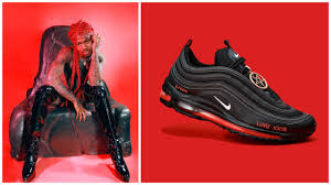 The shoe also contains the numbers 666 and come in a limited edition of 666 pairs. Inside Lil Nas X S Satan Shoe The Sneaker That Sold Out In Under A Minute Is The Limited Edition Us 1 000 Mschf Shoe Really A Nike Air Max 97 Knock Off South China Morning