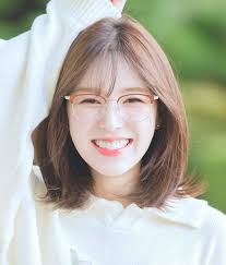 Top những kiểu tóc layer nữ dài thẳng hot nhất năm 2023