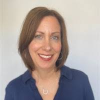 Melissa Lundgren's Instagram, Twitter & Facebook