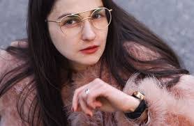 Michelle Rowley's Instagram, Twitter & Facebook