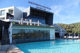Monchique resort & spa, monchique. Achterzijde Met Zwembad En Terras Picture Of Monchique Resort Spa Tripadvisor