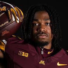 How Gophers were able to recruit cornerback Ethan Robinson over USC