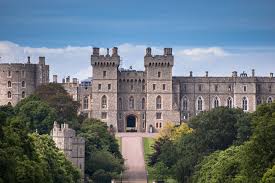 Es el castillo más grande y antiguo, que sigue ocupado en la actualidad, a nivel mundial. Guia Del Castillo De Windsor Un Lugar Lleno De Historia Mi Viaje