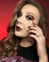 Mary-Susan † (@MarySueMUA) • Facebook