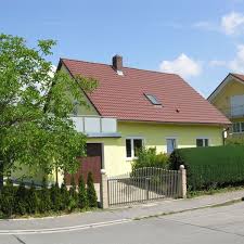 Sehr schön gelegen im ortsteil natternberg findet man dieses hochwertige mehrfamilienhaus. Haus Zum Verkauf 94469 Deggendorf Mapio Net
