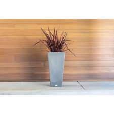Veradek Midland 24 In Charcoal Plastic Tall Square Planter Mv24c Plastic Pots Planter Pots Planters