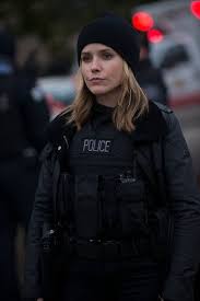 Shouldn T Have Been Alone Photos From Chicago P D On Nbc Com Sophia Bush Chicago Pd Chicago Pd Erin Lindsay Chicago Pd