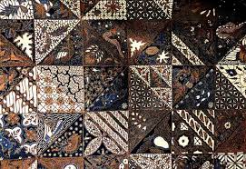 Batik palembang memiliki motif yang mengikuti syariat islam, yaitu tidak menggunakan gambar binatang dan manusia sebagai hiasan. 30 Motif Batik Populer Dan Cocok Untuk Berbagai Momen Updated 2021 Bukareview